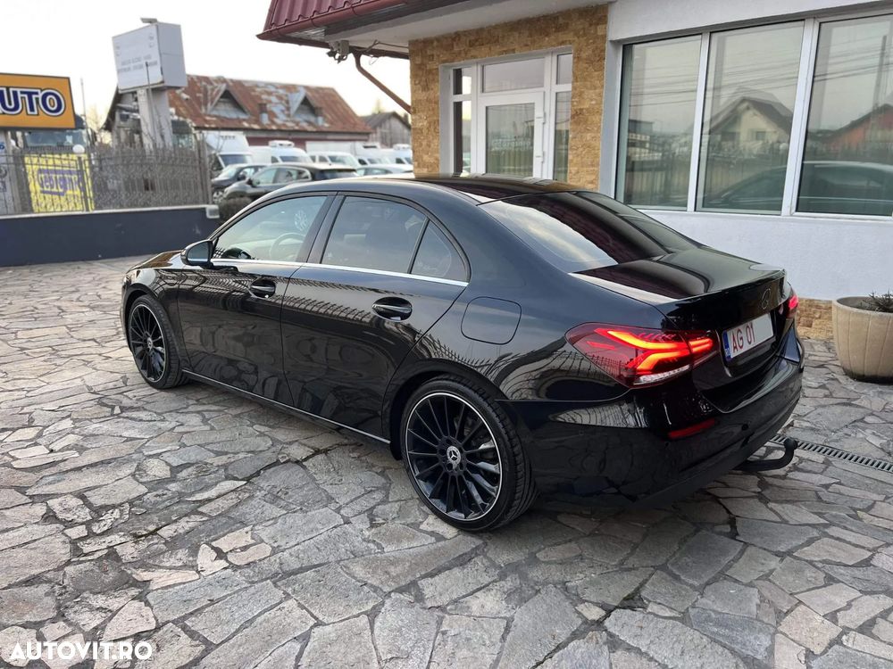 Mercedes-Benz A 180 - 4