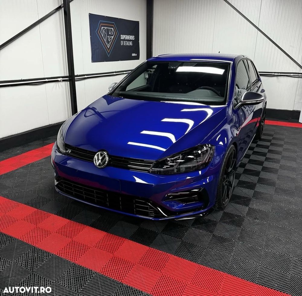 Volkswagen Golf 2.0 TSI DSG R - 1