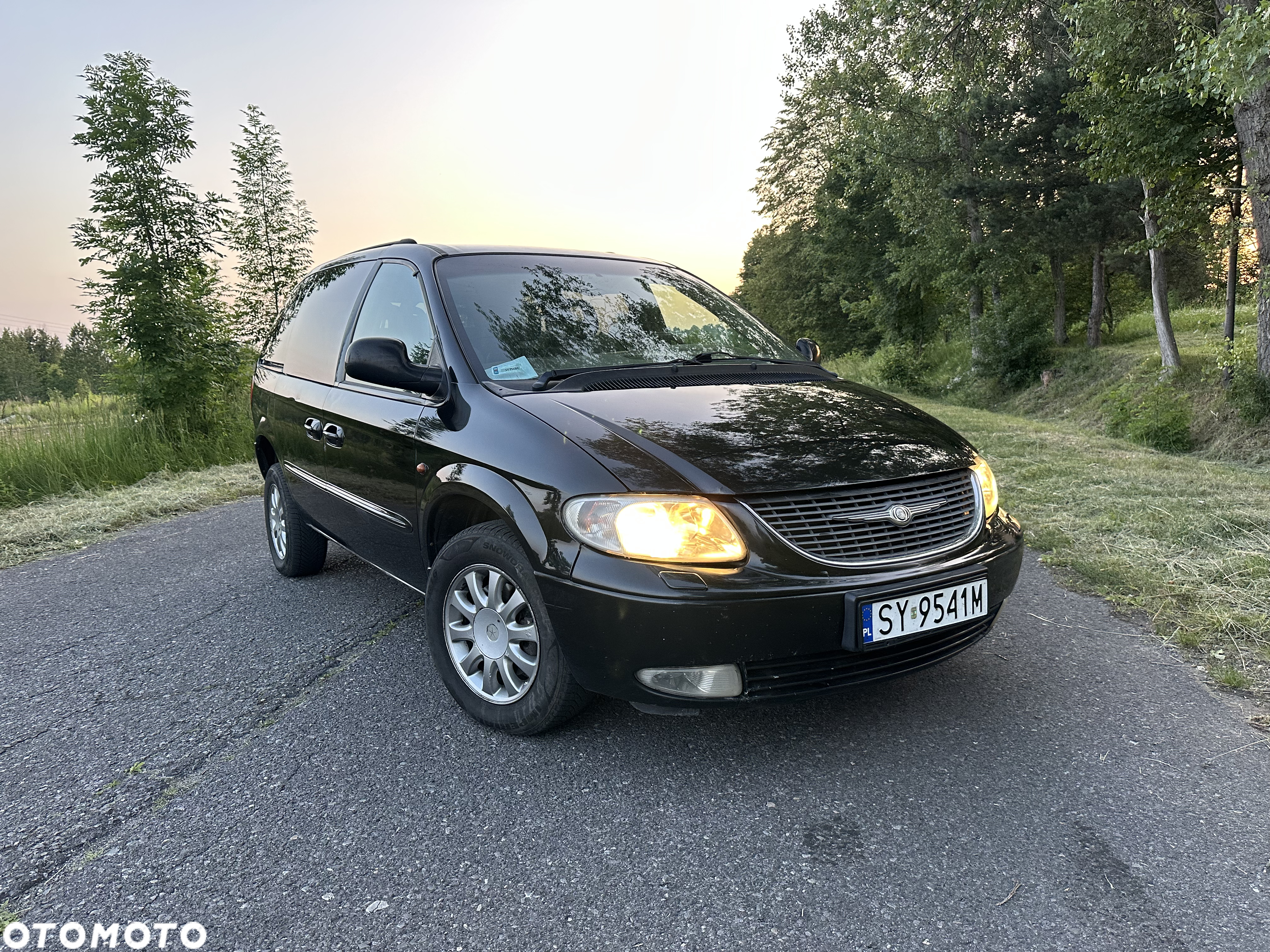 Chrysler Grand Voyager 3.3L LX - 3