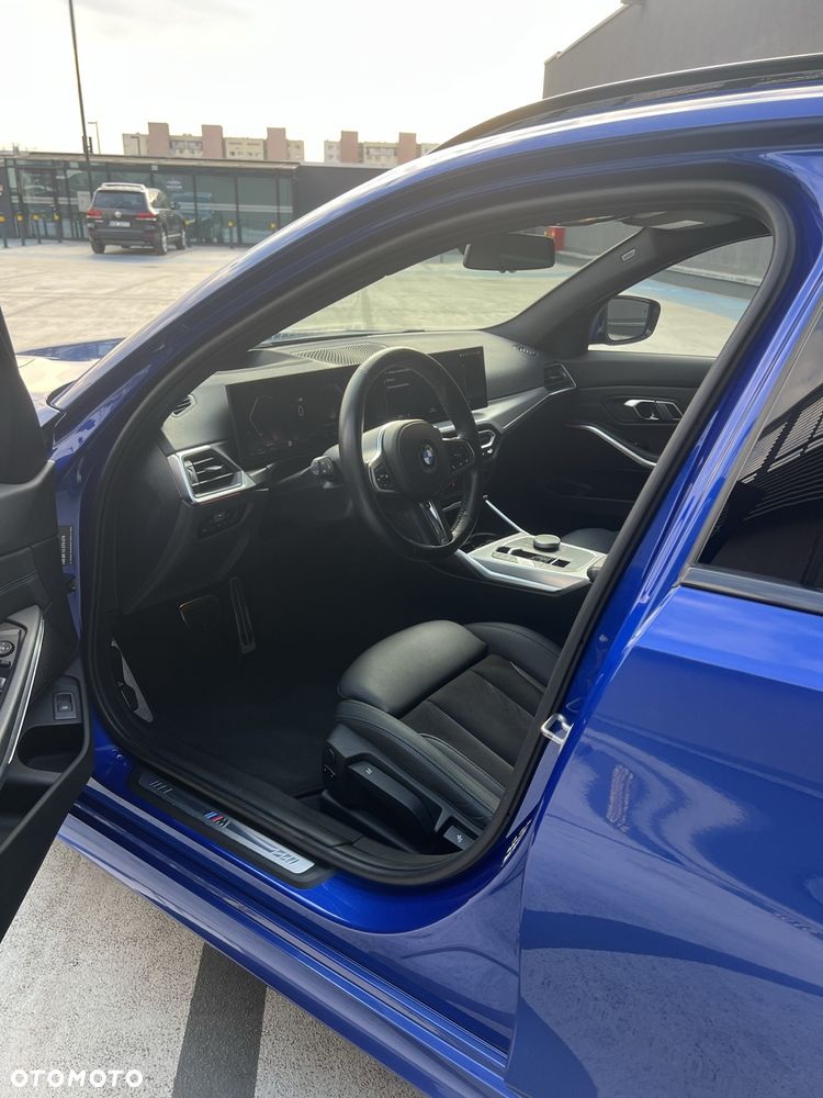 BMW Seria 3 320d xDrive M Sport sport - 24