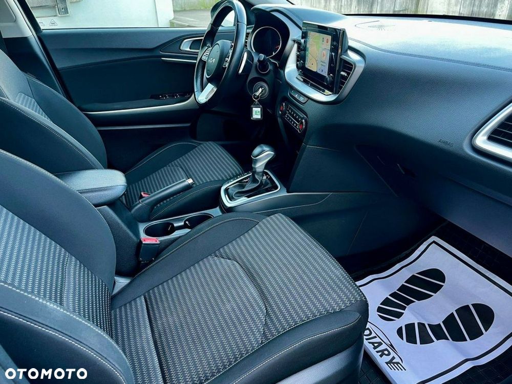 Kia Ceed 1.5 T-GDI M DCT - 12