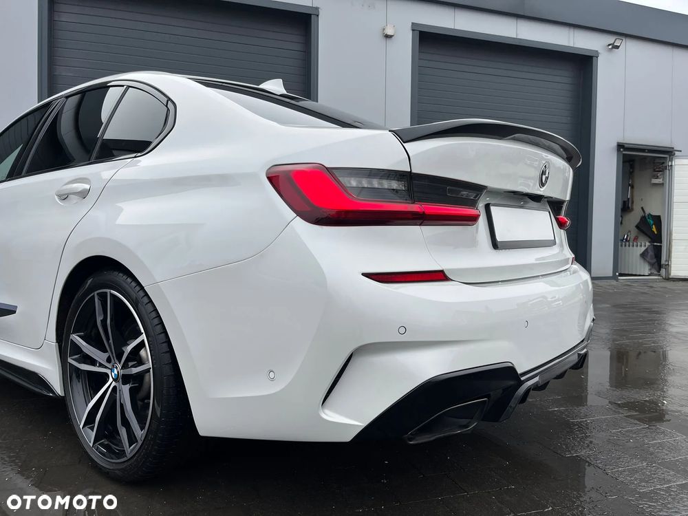 BMW Seria 3 330d M Sport sport - 9