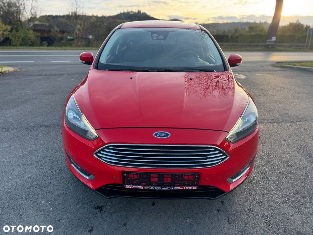 Ford Focus 1.5 EcoBoost Titanium - 12