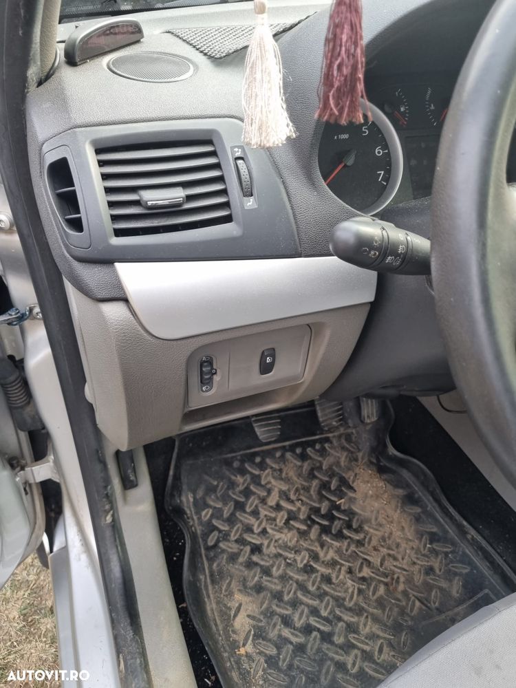 Renault Symbol 1.4 16V Best - 16