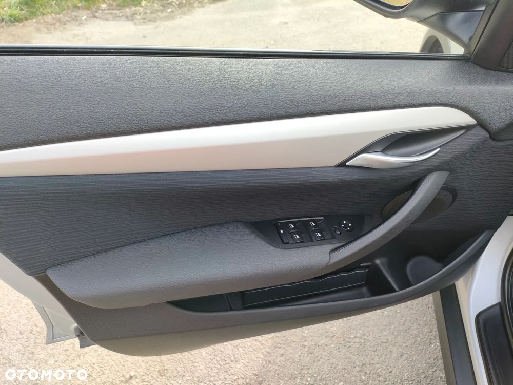 BMW X1 sDrive18i - 22