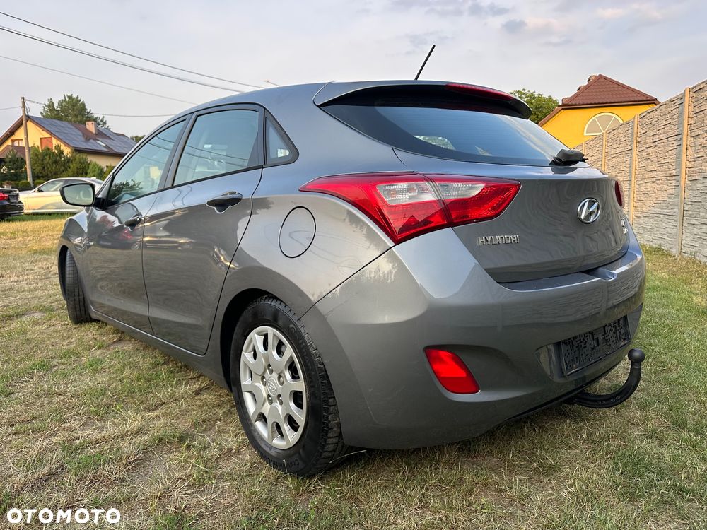 Hyundai i30 1.6 CRDI Trend - 3