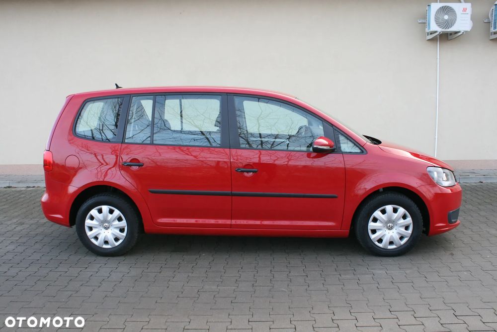 Volkswagen Touran 1.6 TDI DPF BlueMotion Technology Trendline - 8