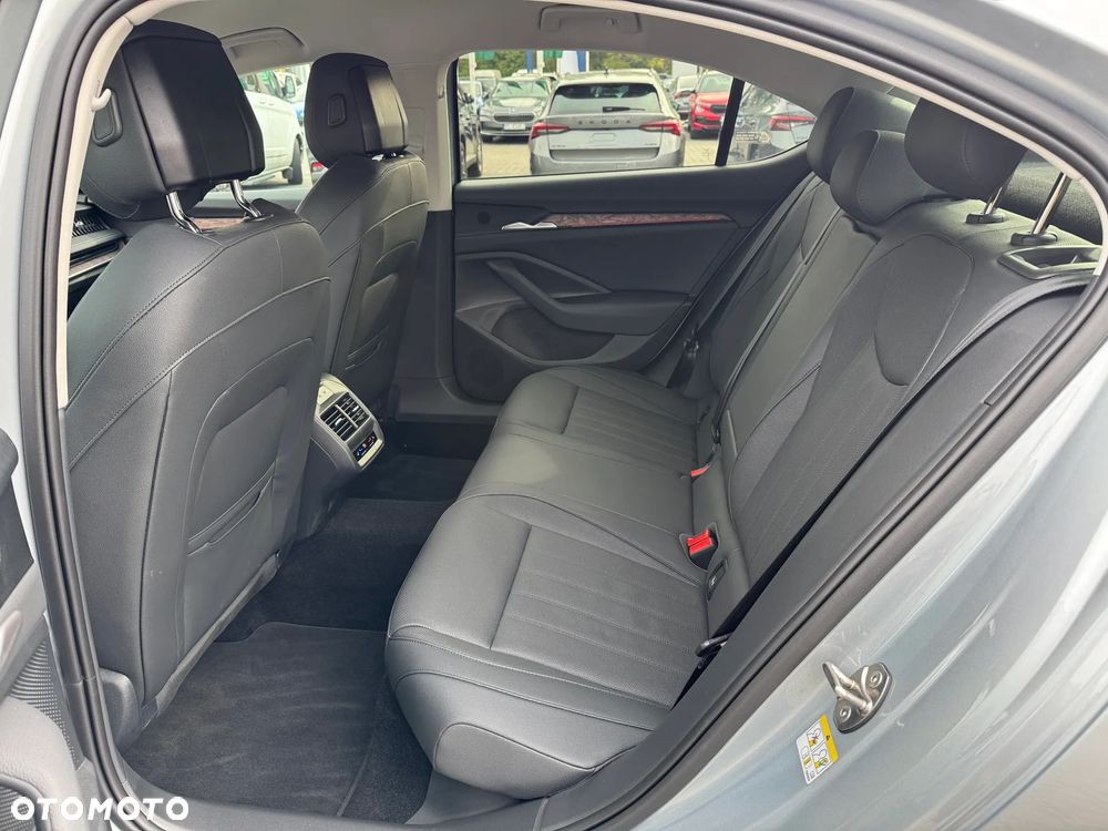 Skoda Superb - 16