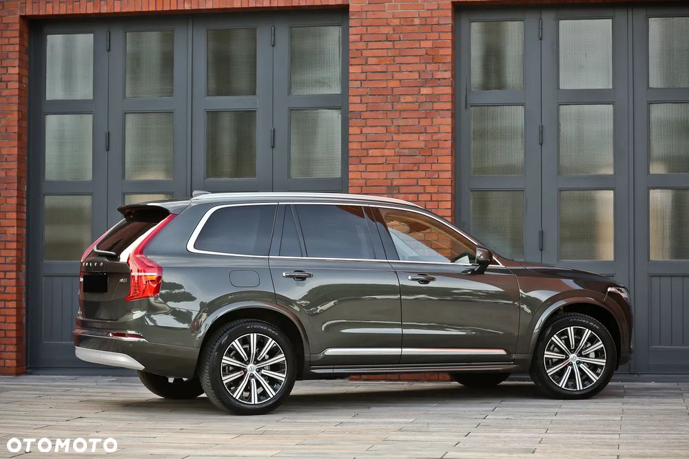 Volvo XC 90 B5 D AWD Plus Dark - 18