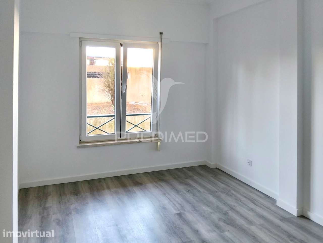 Apartamento T3 no Rés do Chão - Quinta do Conde - Grande imagem: 3/17