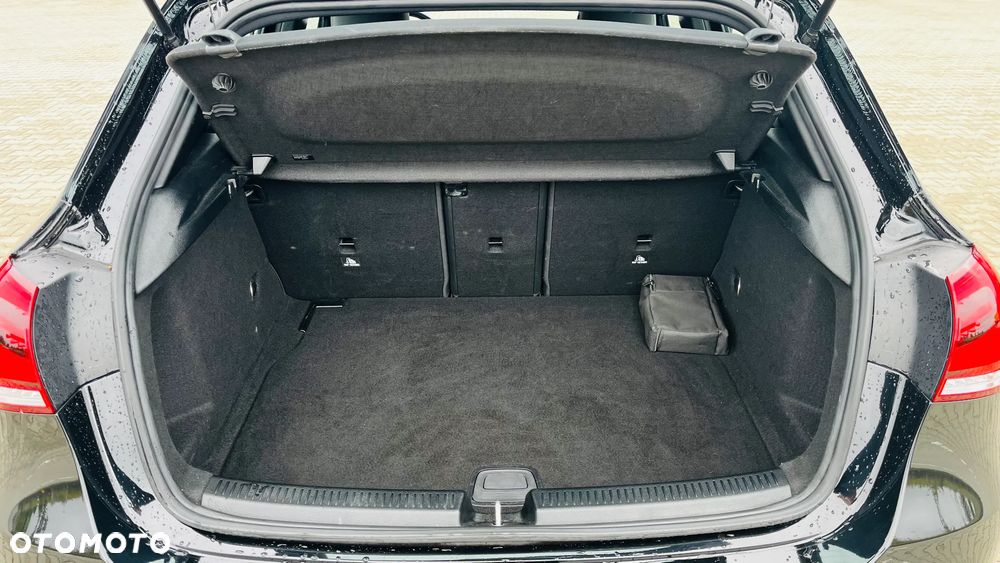 Mercedes-Benz Klasa A 180 Style 7G-DCT - 22