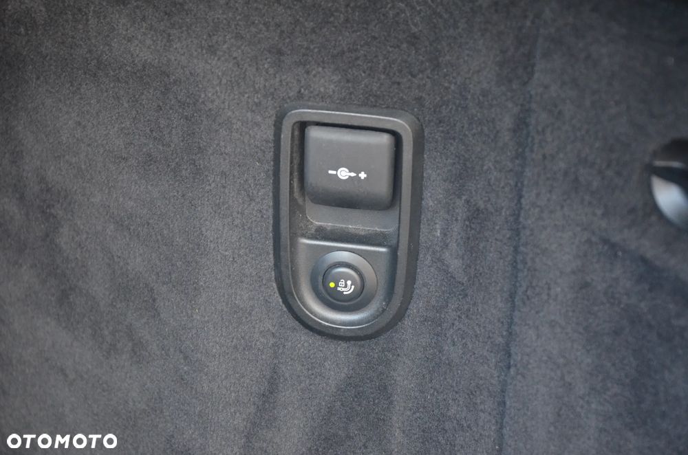 BMW Seria 5 520d M Sport - 31