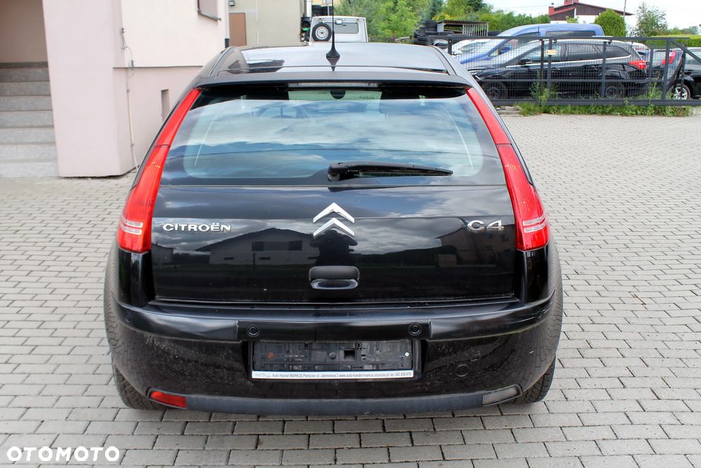 Citroën C4 1.4 16V Style - 8