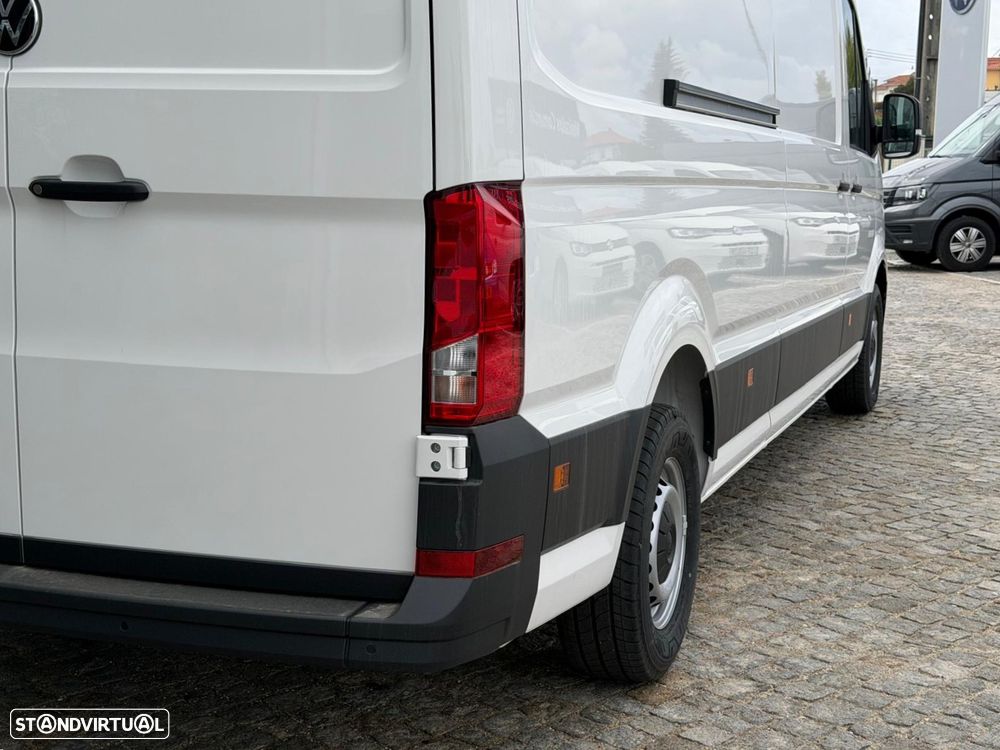 VW Crafter 35 2.0 TDI CD L4 Longo - 18