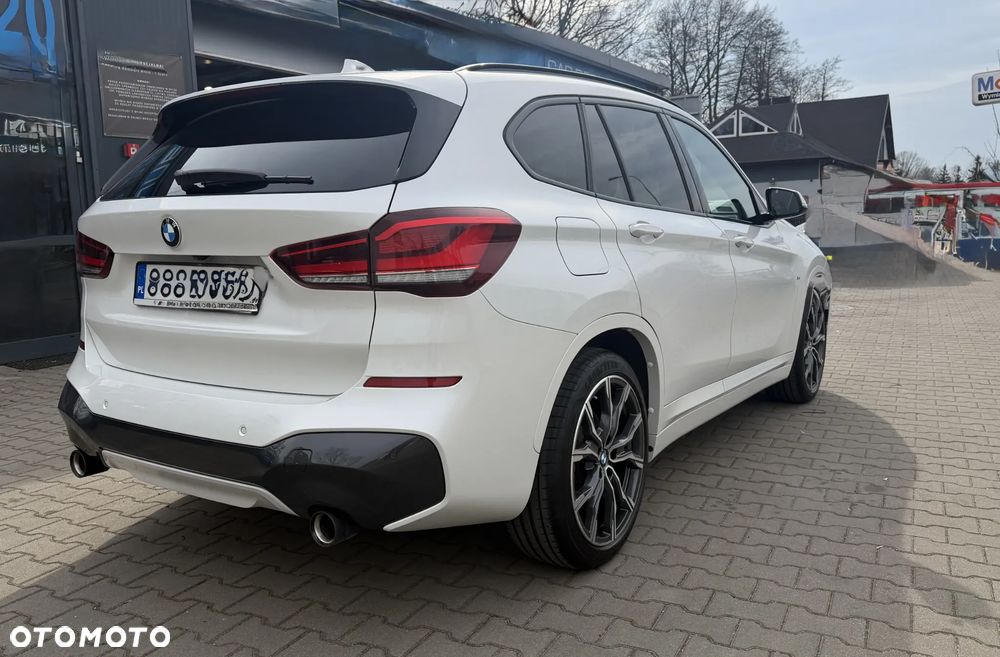 BMW X1 xDrive20i M Sport - 15