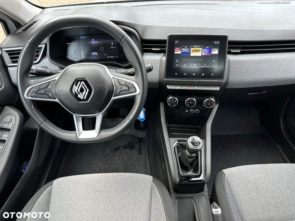Renault Clio - 14