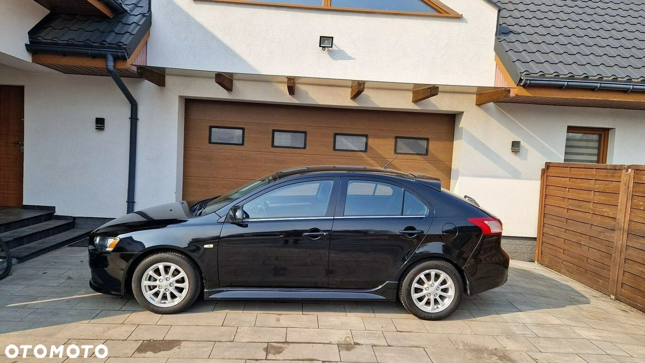 Mitsubishi Lancer - 3
