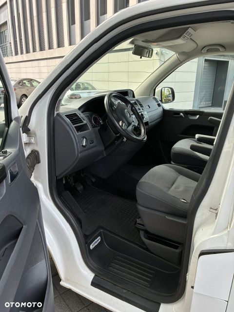 Volkswagen Caravelle L1 Comfortline 4Motion - 2