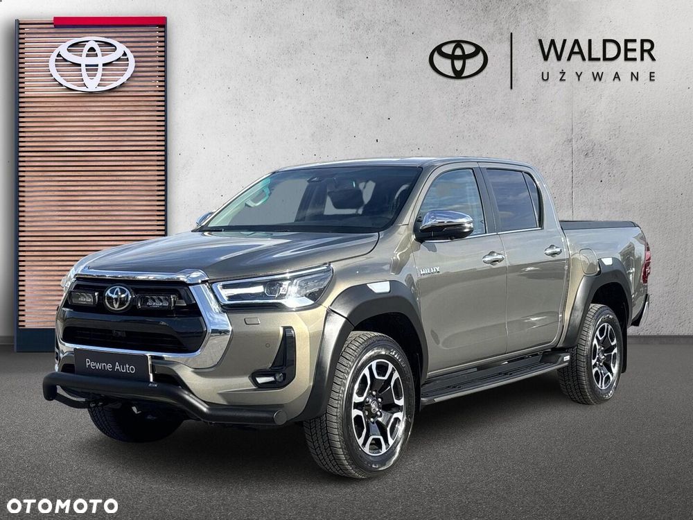 Toyota Hilux 2.8 D-4D mHEV Double Cab Executive 4x4 - 1