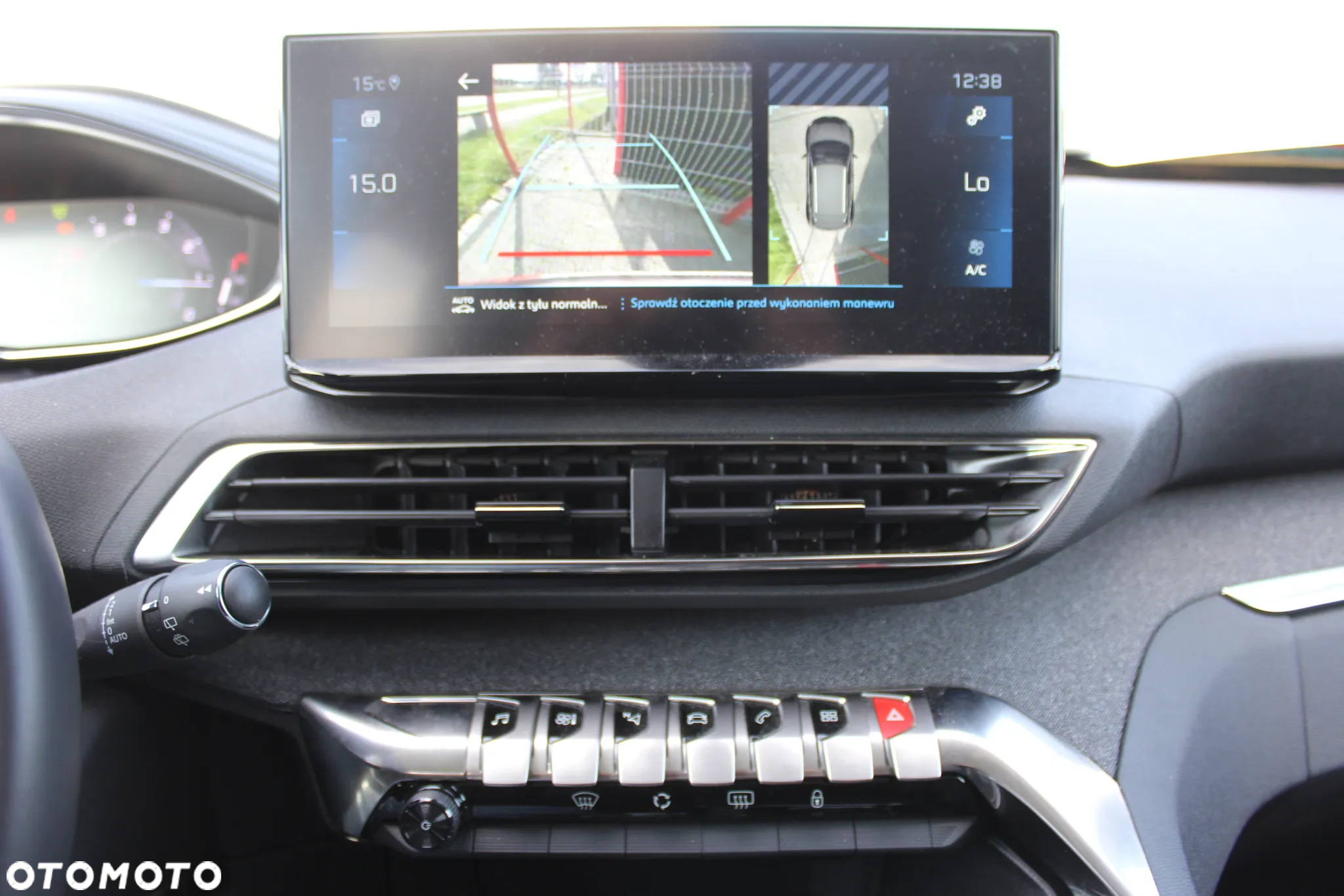 Peugeot 3008 1.2 PureTech Allure S&S EAT8 - 26