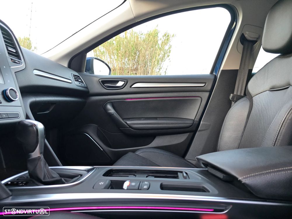 Renault Mégane Grand Coupe 1.3 TCe Limited EDC - 9