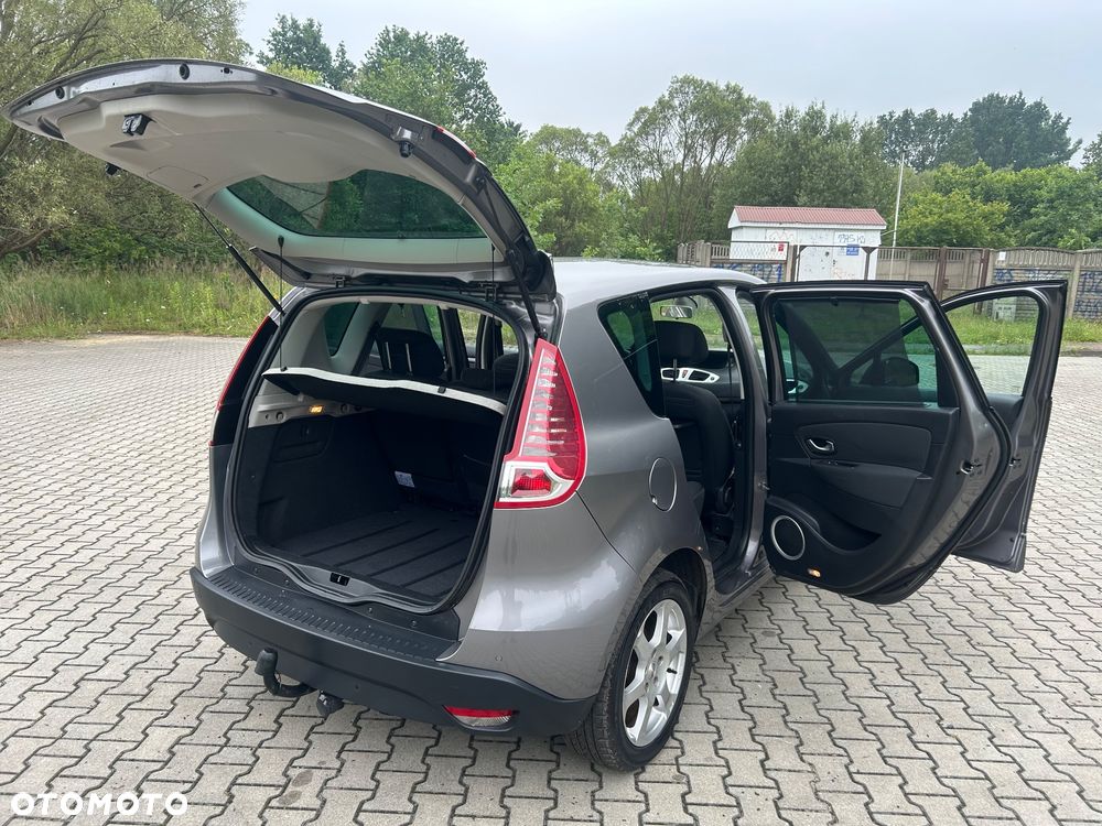 Renault Scenic 1.9 dCi Expression - 26