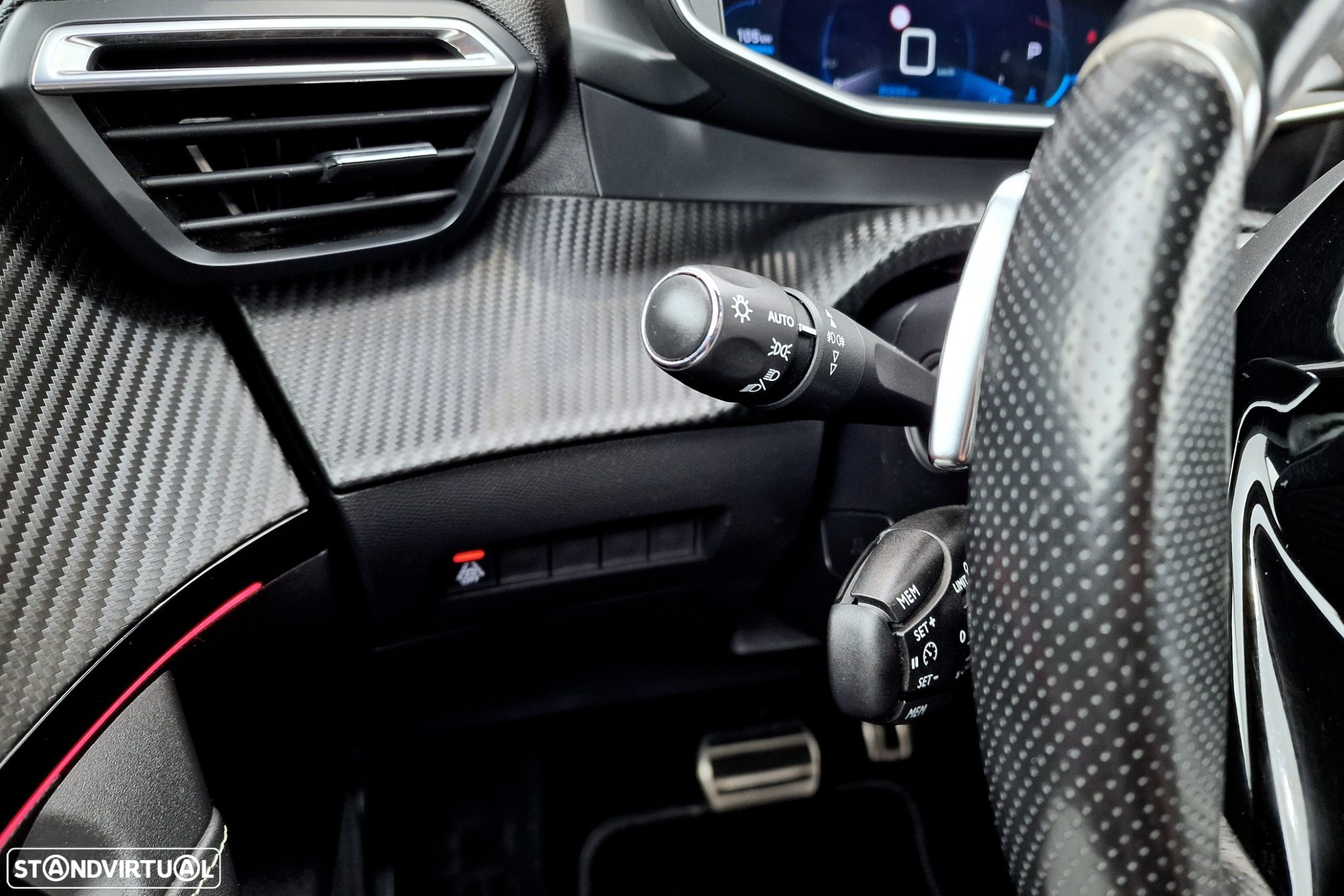 Peugeot 2008 1.2 PureTech GT Line EAT8 - 15