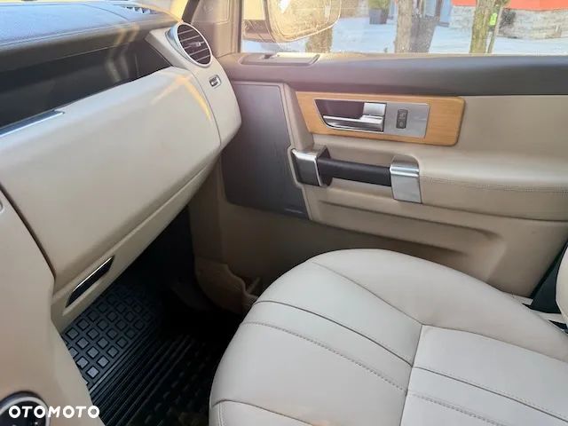 Land Rover Discovery 3.0 V6 SC HSE - 6