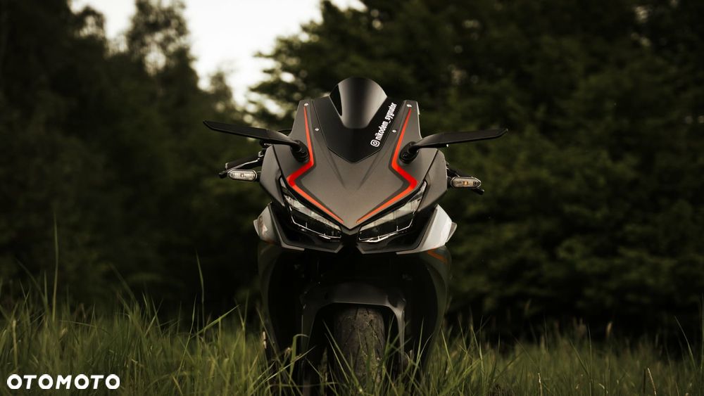 Honda CBR - 2