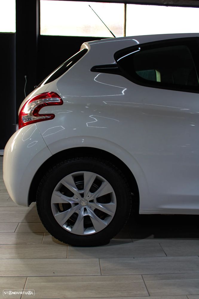 Peugeot 208 1.2 VTi Active - 14