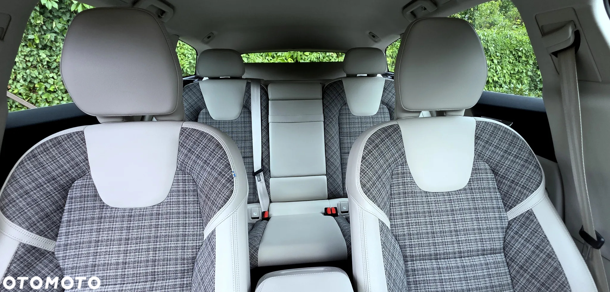Volvo V60 T4 Momentum Pro - 9