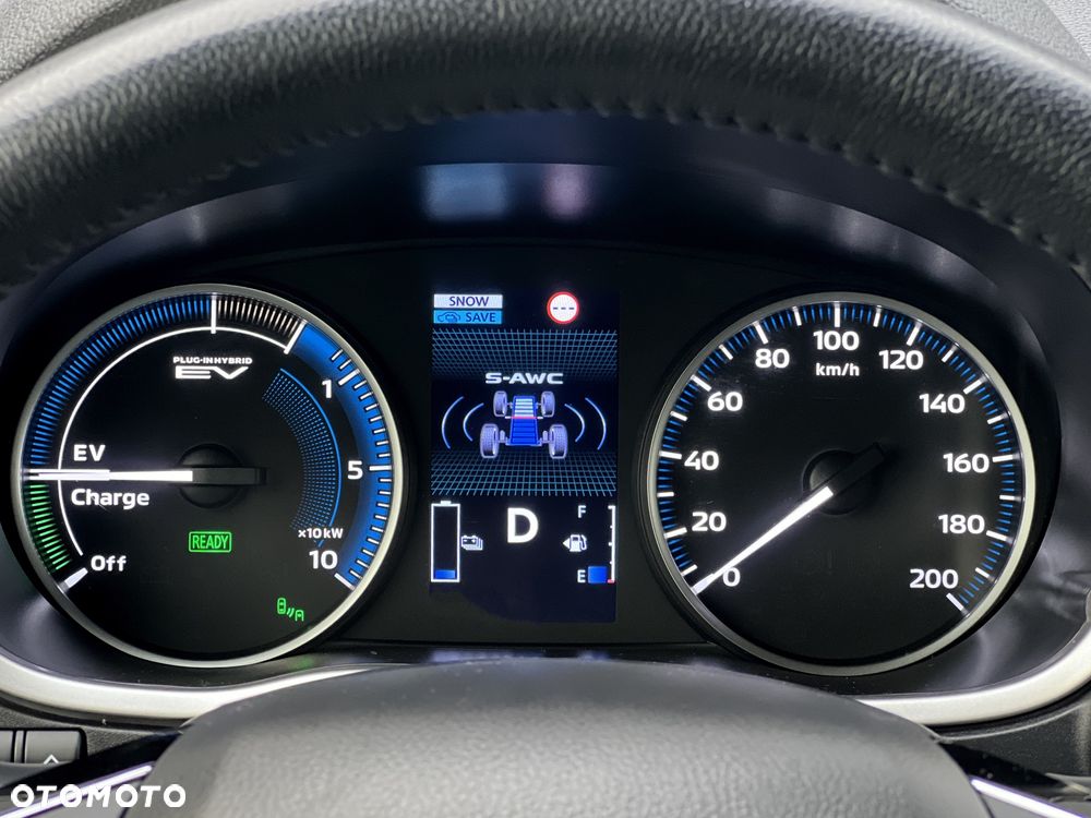 Mitsubishi Eclipse Cross - 24