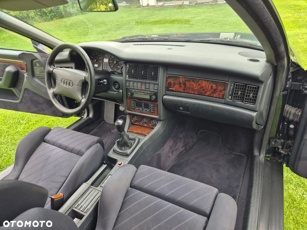 Audi Coupe 2.8 E - 24