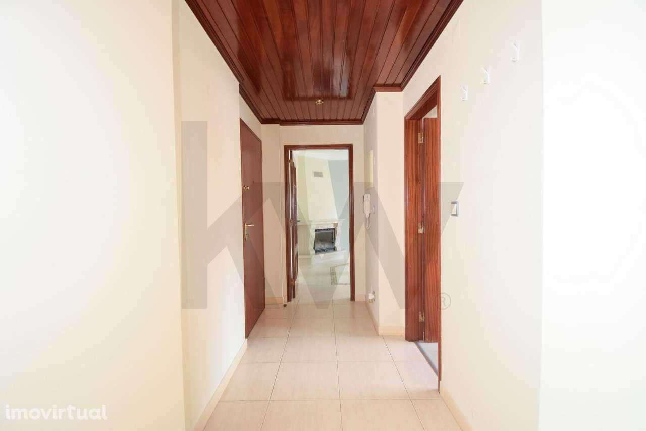 Apartamento T2 | Parqueamento e Arrecadação | Casal da Carochia, Ramad - Grande imagem: 5/25