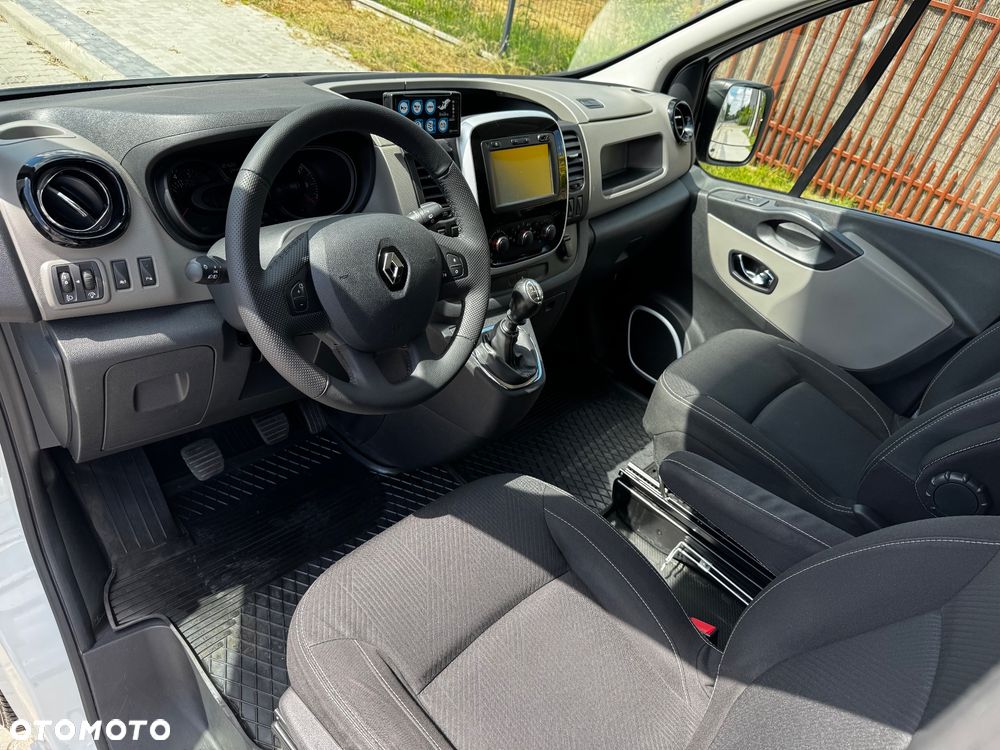 Renault Trafic - 11