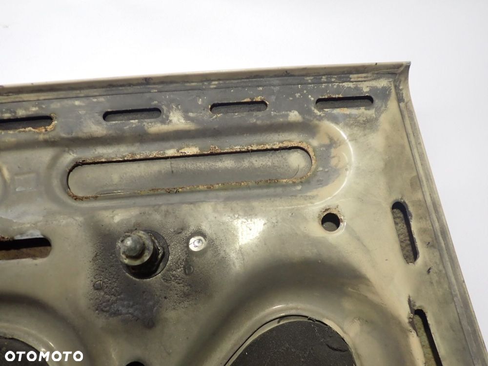 MASKA AUDI 80 B2 - 20