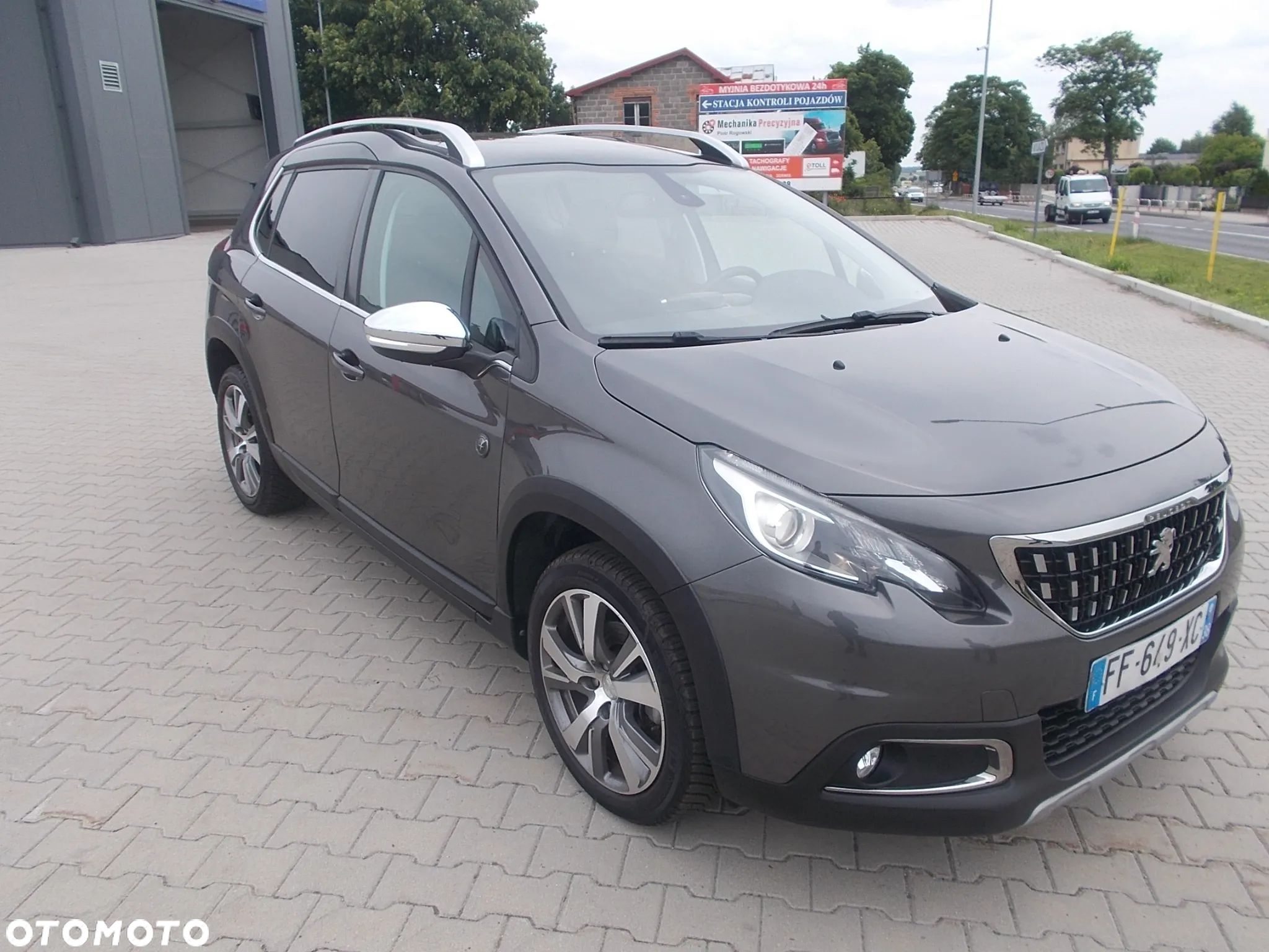 Peugeot 2008 1.2 Pure Tech GPF Crossway S&S EAT6 - 1