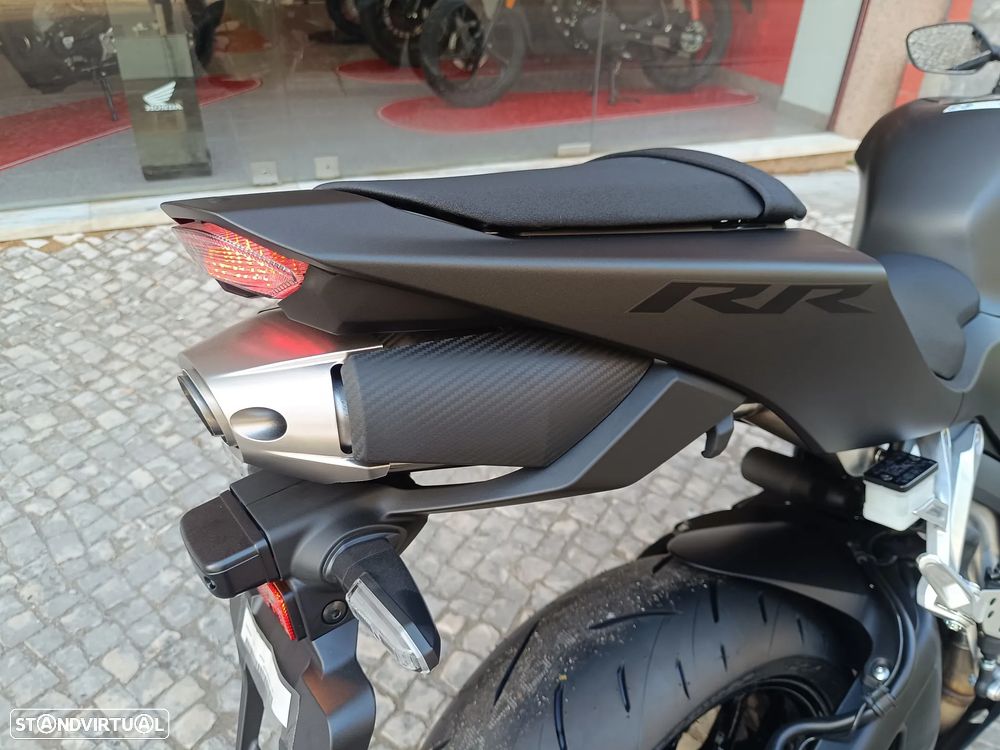 Honda CBR CBR 600RR - 12