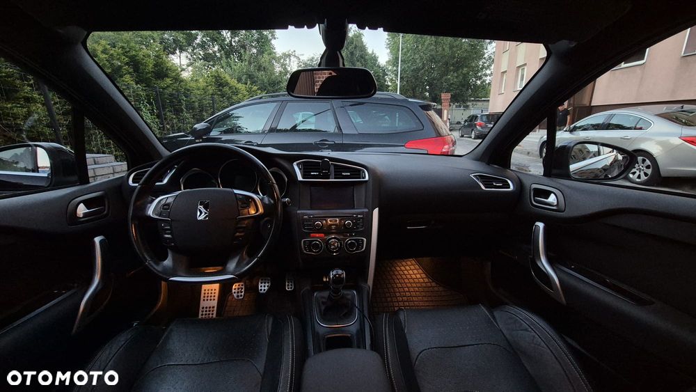 Citroën DS4 2.0 HDi SportChic - 5