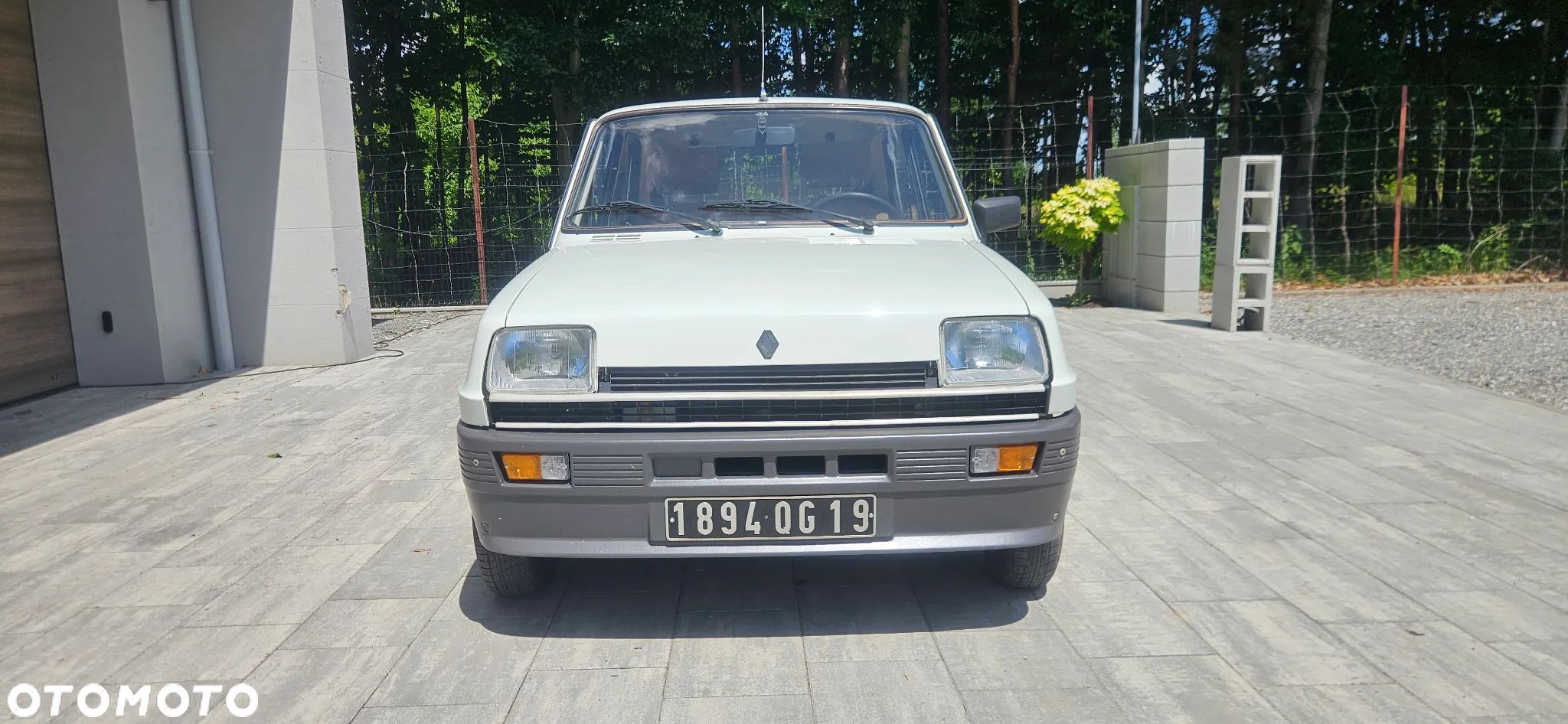 Renault 5 - 1