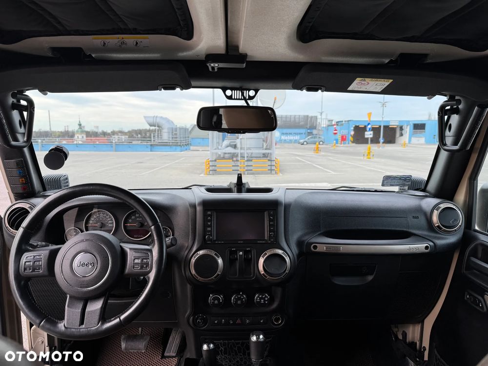 Jeep Wrangler 3.6 Sahara - 31