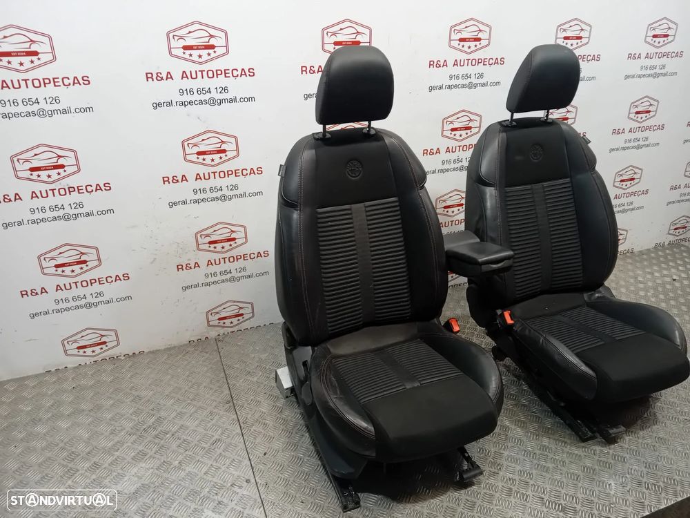 Conjunto de Bancos Alfa Romeo Giulietta com Costura Vermelha Original - 9