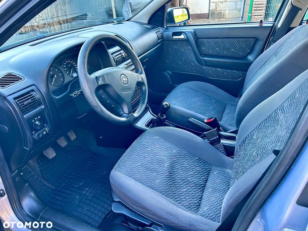 Opel Astra - 6