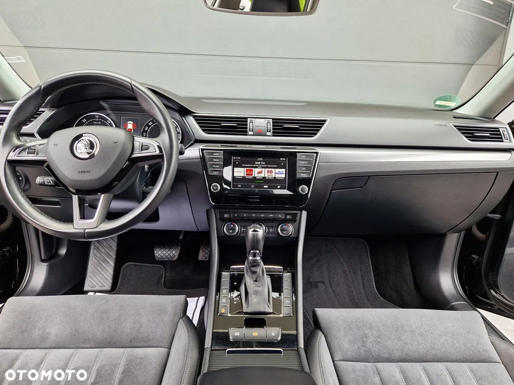 Skoda Superb Combi 2.0 TDI DSG Premium Edition - 18
