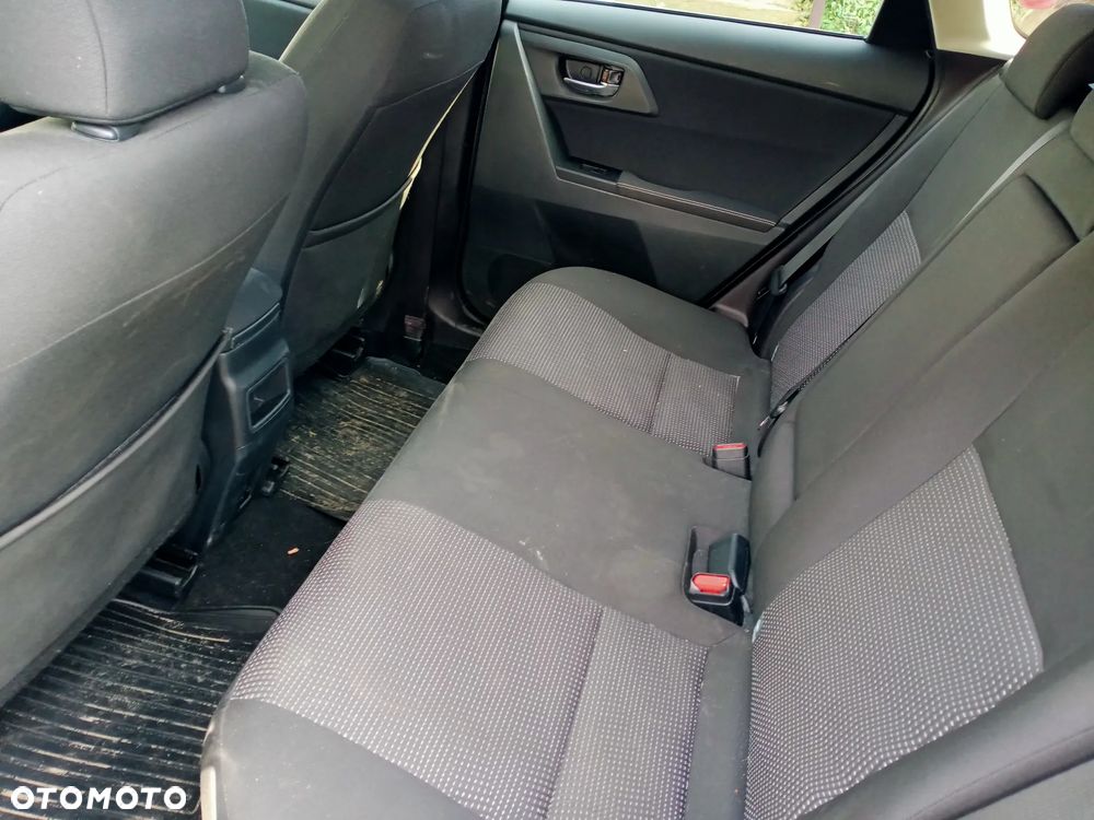 Toyota Auris - 9
