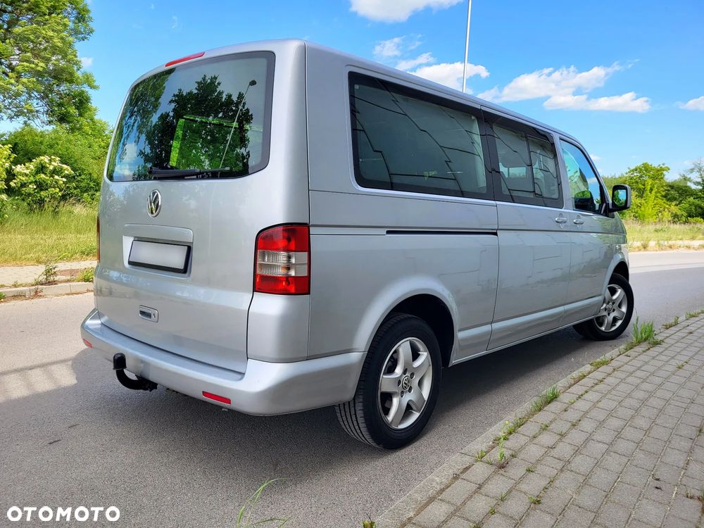 Volkswagen Caravelle - 4