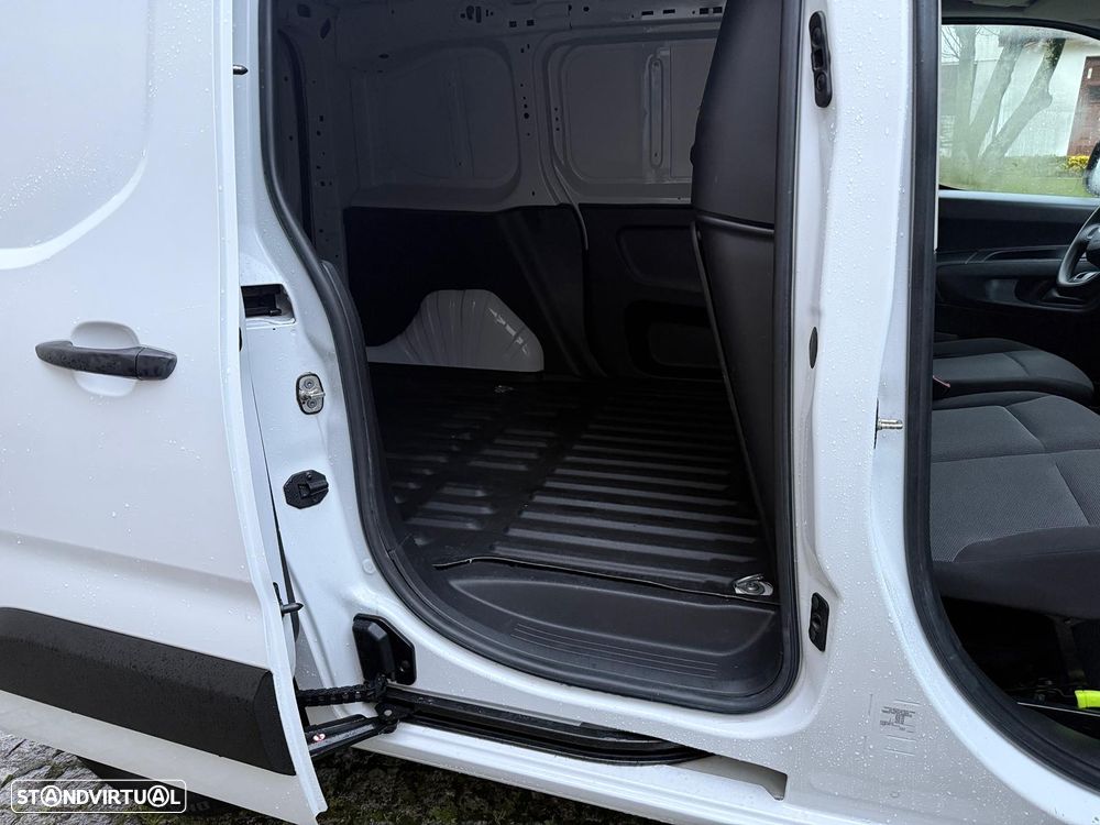 Toyota PROACE CITY 1.5 D COMFORT 102 CV 3 LUG - 11