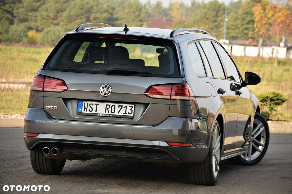 Volkswagen Golf - 13