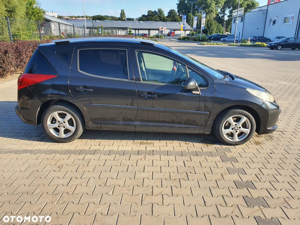 Peugeot 207 2009 photo 3