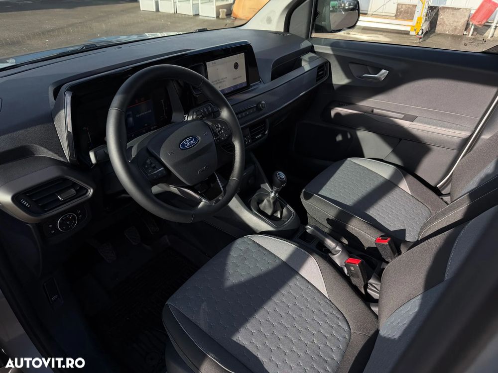 Ford Tourneo Courier 1.0 EcoBoost Titanium - 11